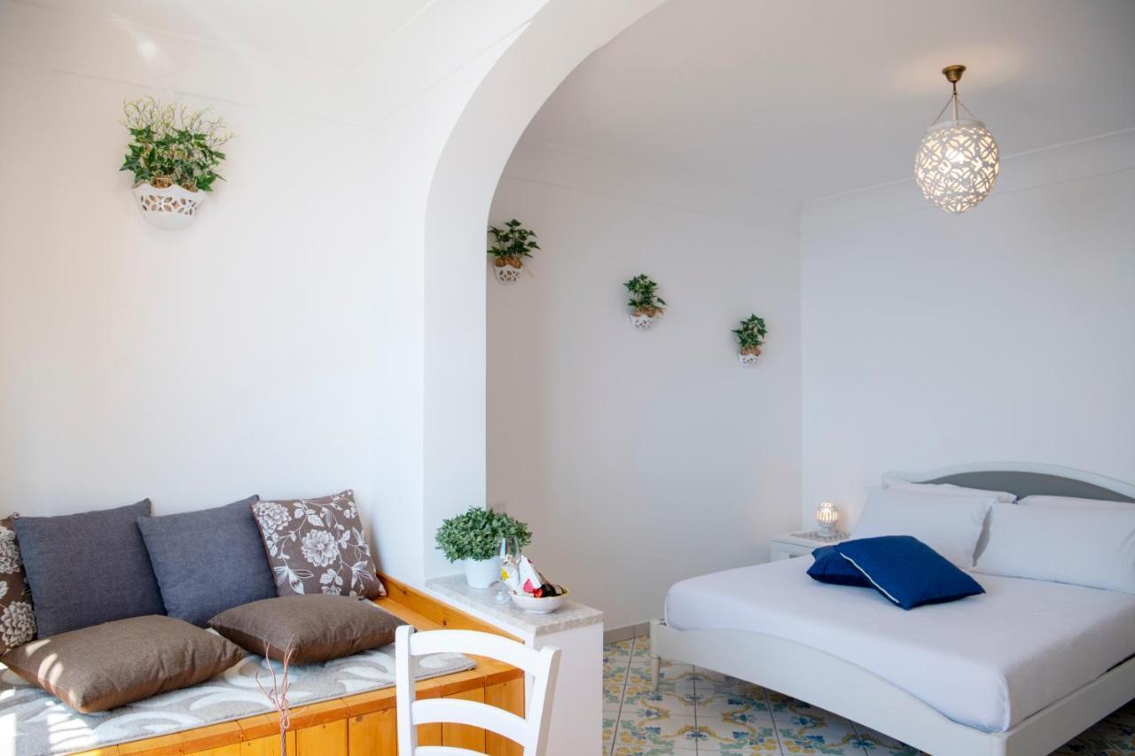 La Borragine Rooms Positano Kültér fotó