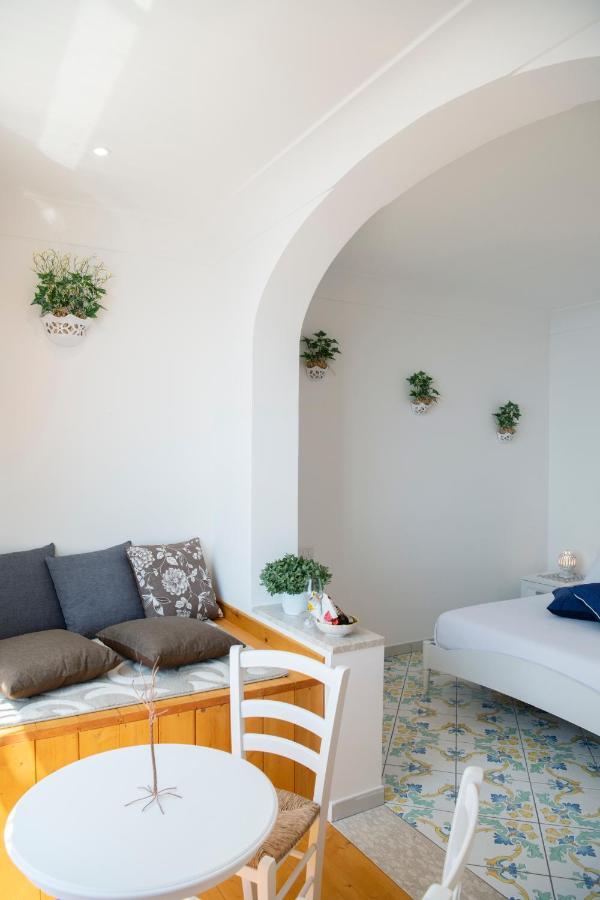 La Borragine Rooms Positano Kültér fotó